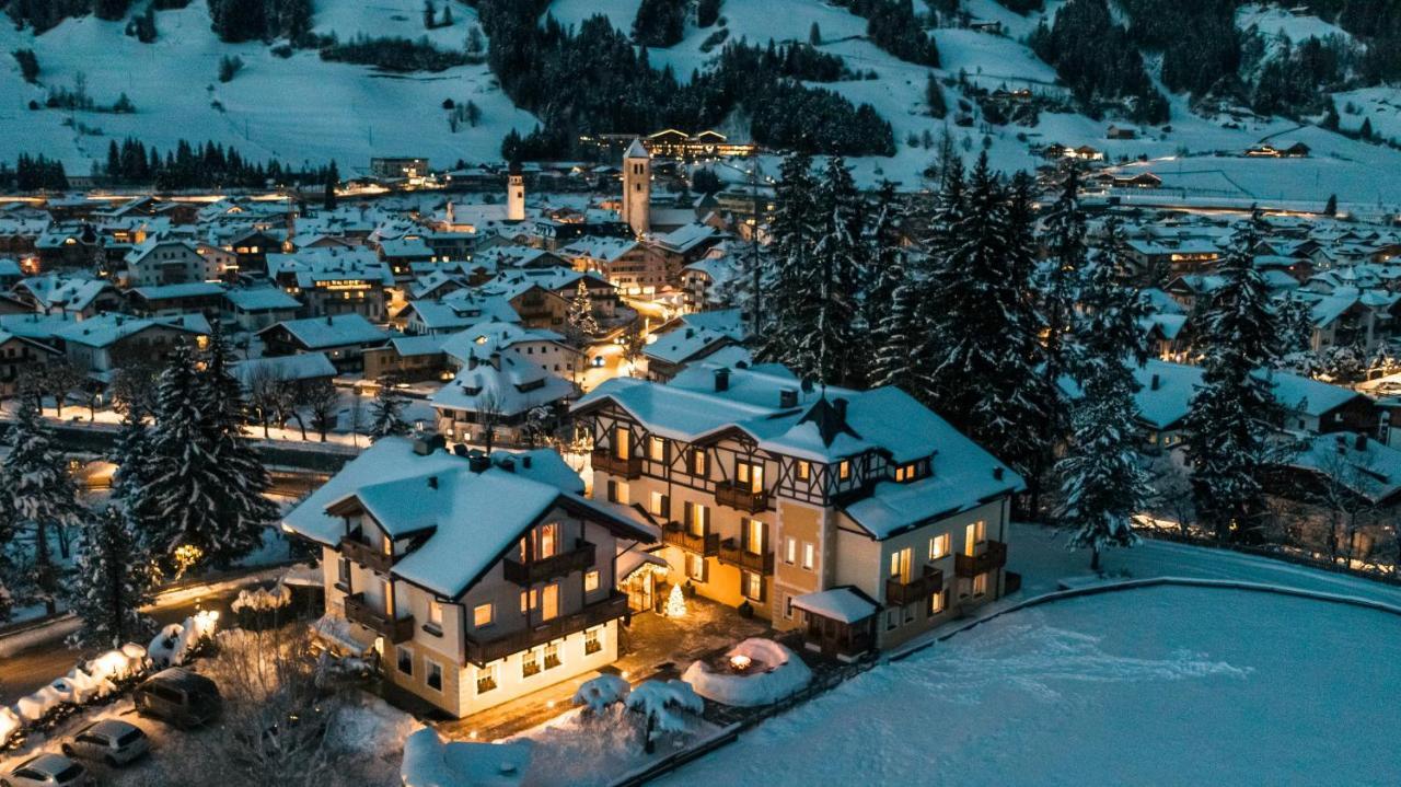 Hotel Villa Waldheim San Candido Exterior photo